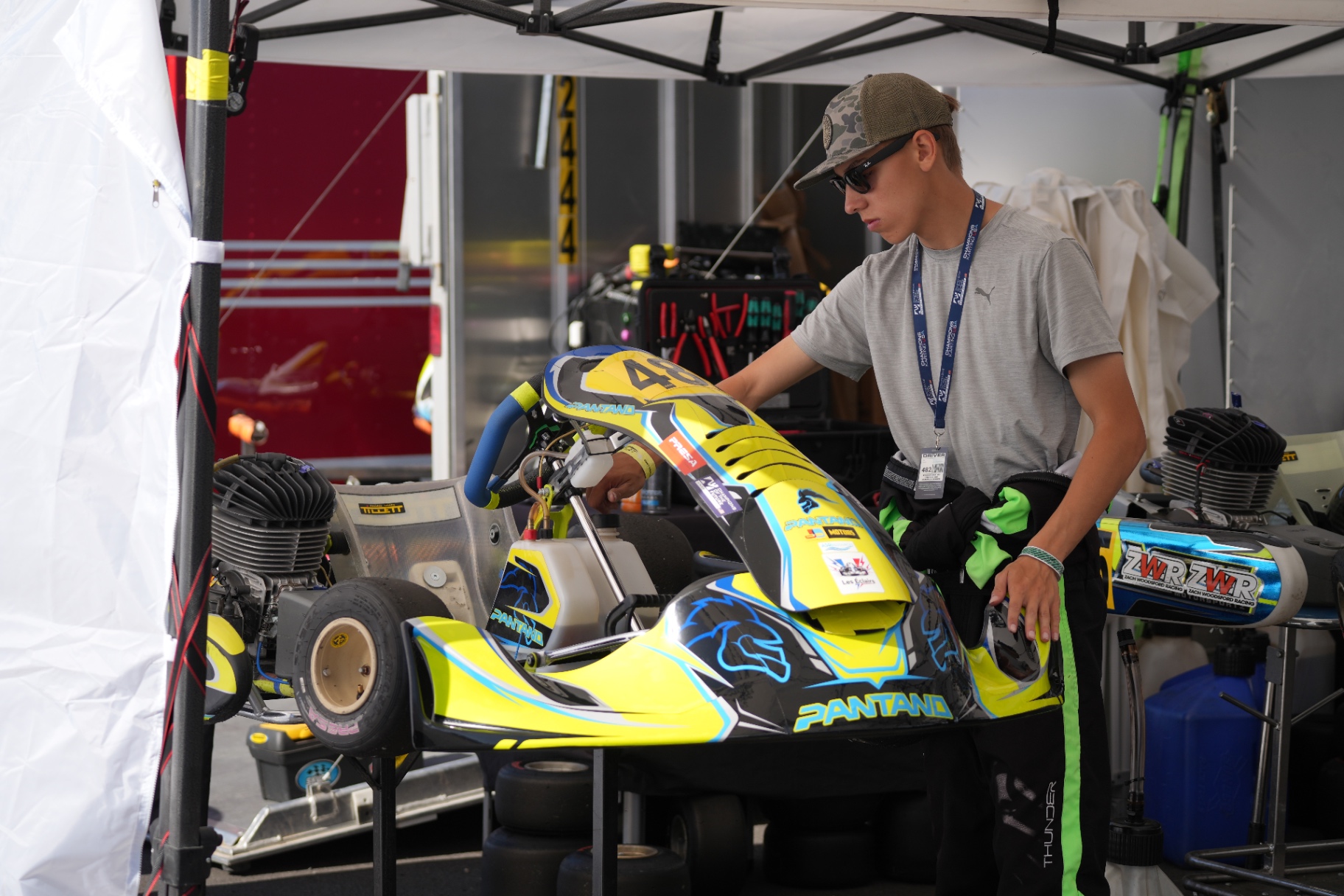 Paddock · Final kart check · CotF R5